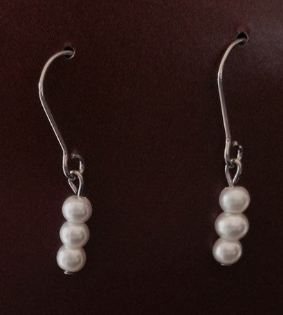 Pearl Earrings 3 Glass Beads Silver